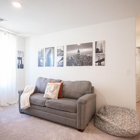 Beautiful Brand New 2 Bedroom Vegas Home! Fits 12 Or More,15-20 Minutes From Lv Strip Las Vegas Exterior photo