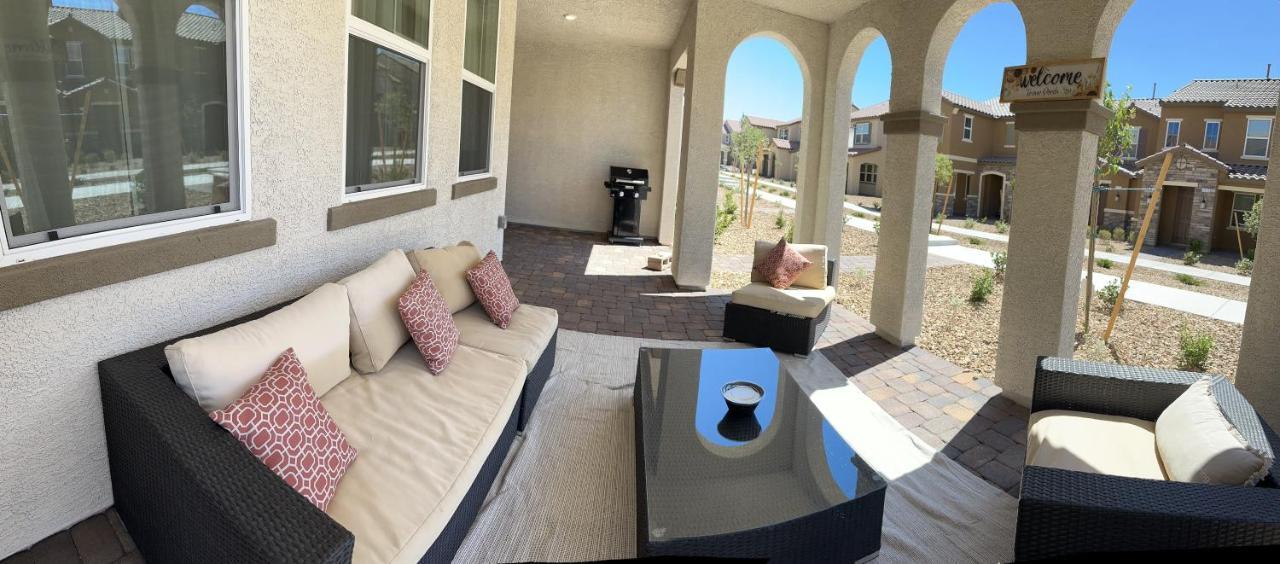 Beautiful Brand New 2 Bedroom Vegas Home! Fits 12 Or More,15-20 Minutes From Lv Strip Las Vegas Exterior photo